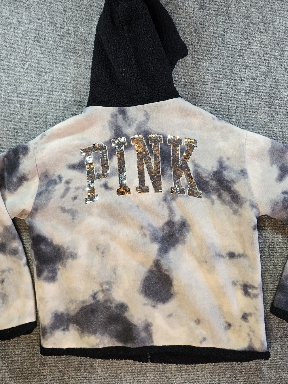 PINK Victoria’s Secret Reversible Sherpa Jacket XS Tie Dye Sequin Logo Cozy